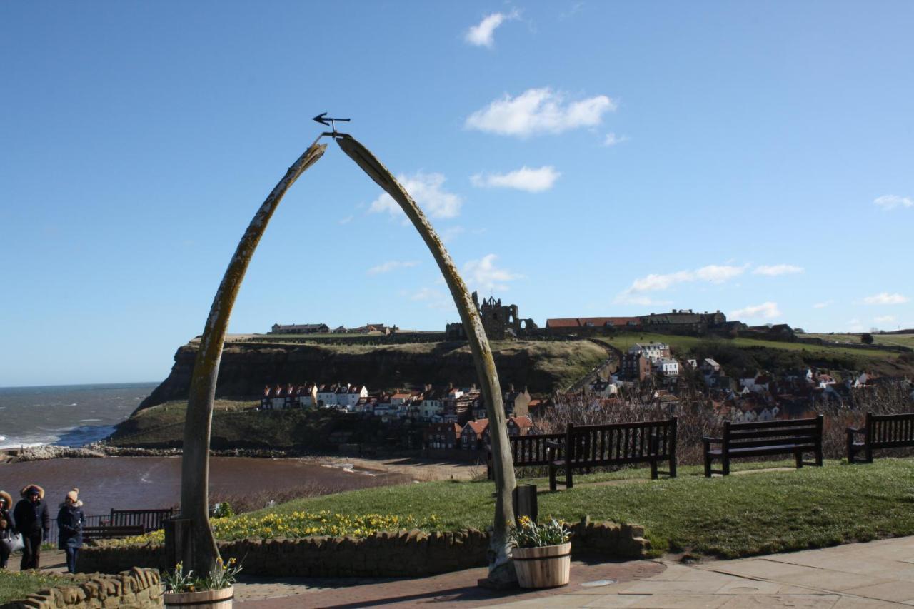 No3 By The Sea Apartment Whitby Bagian luar foto