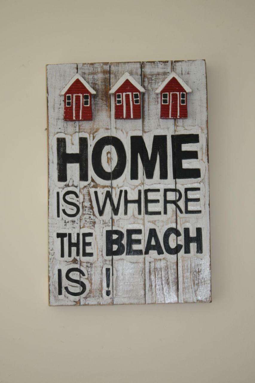 No3 By The Sea Apartment Whitby Bagian luar foto