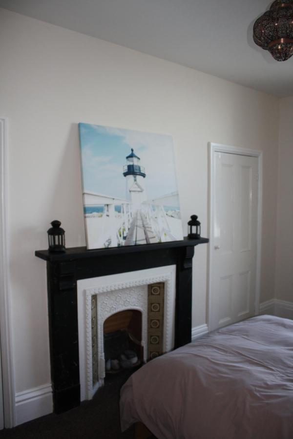 No3 By The Sea Apartment Whitby Bagian luar foto